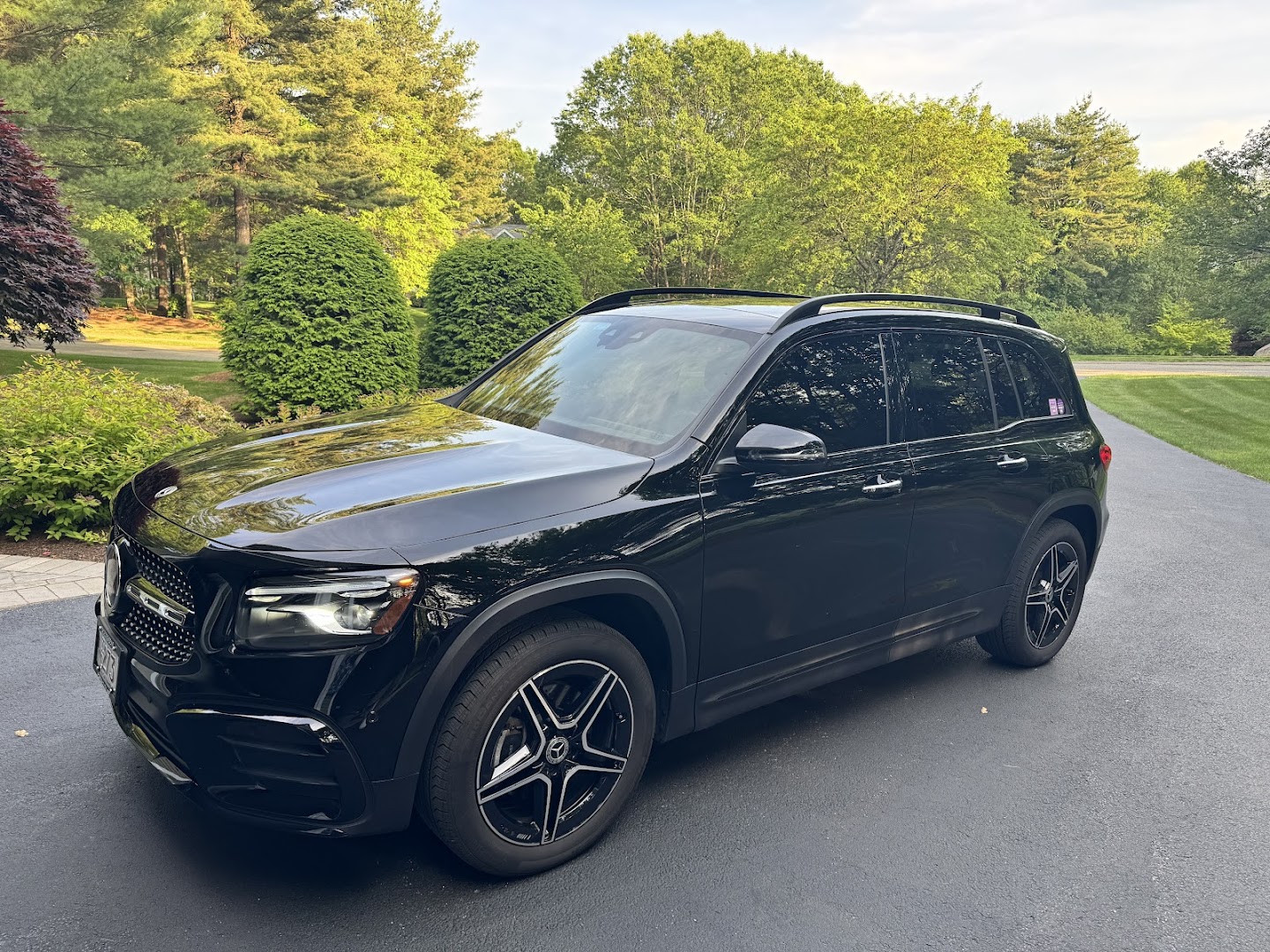 Ceramic coated black Mercedes GLB at Auto Addict Car Care